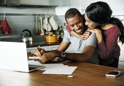 Can a married couple get hot sale a mortgage in one name